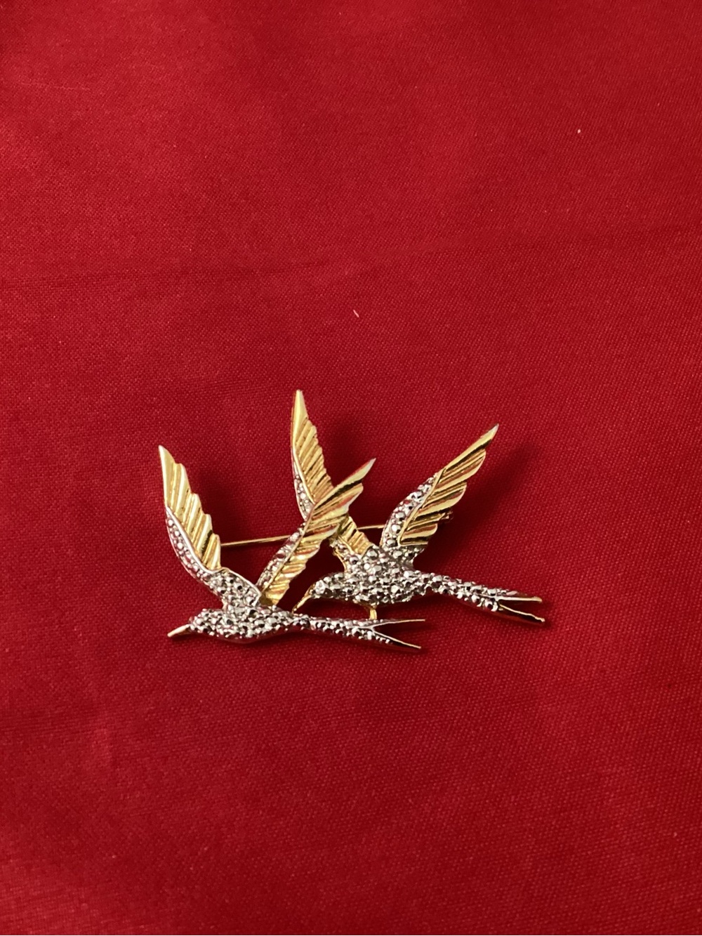 Vintage gold tone silver tone birds brooch signed Michele Lynn
